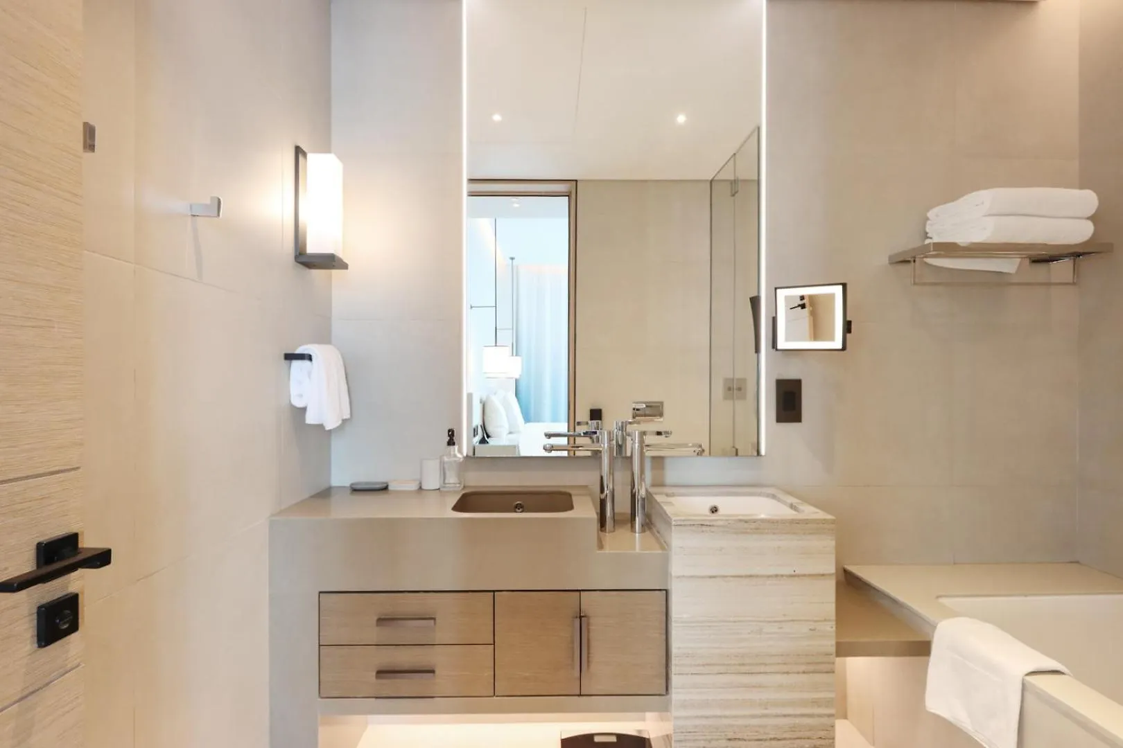 Livbnb -1B Coastal Living With Amazing Sea And Marina Views Dubai United Arab Emirates